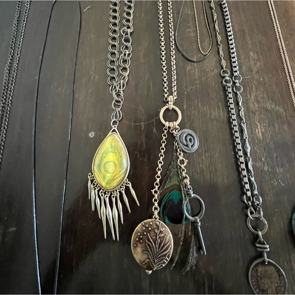 Necklaces - Picture 11 of 12